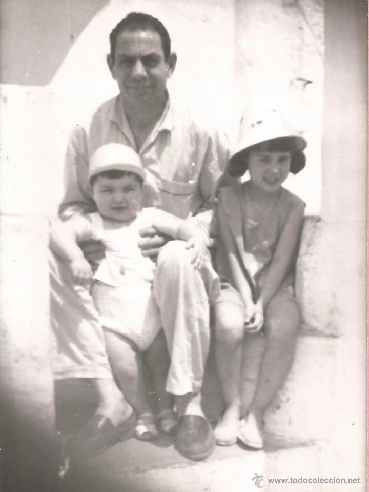 Antique Photography: *** M562 - FOTOGRAFIA - SE&Ntilde;OR CON UN NI&Ntilde;ITO Y UN NI&Ntilde;A