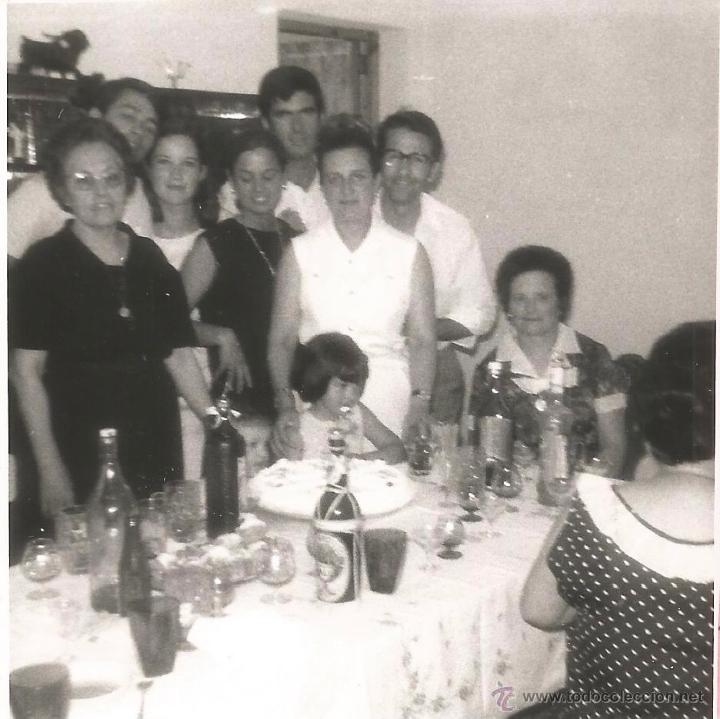 Antique Photography: ** G787 - FOTOGRAFIA - GRUPO FAMILIAR CELEBRANDO UNA FIESTA - RF. FL17