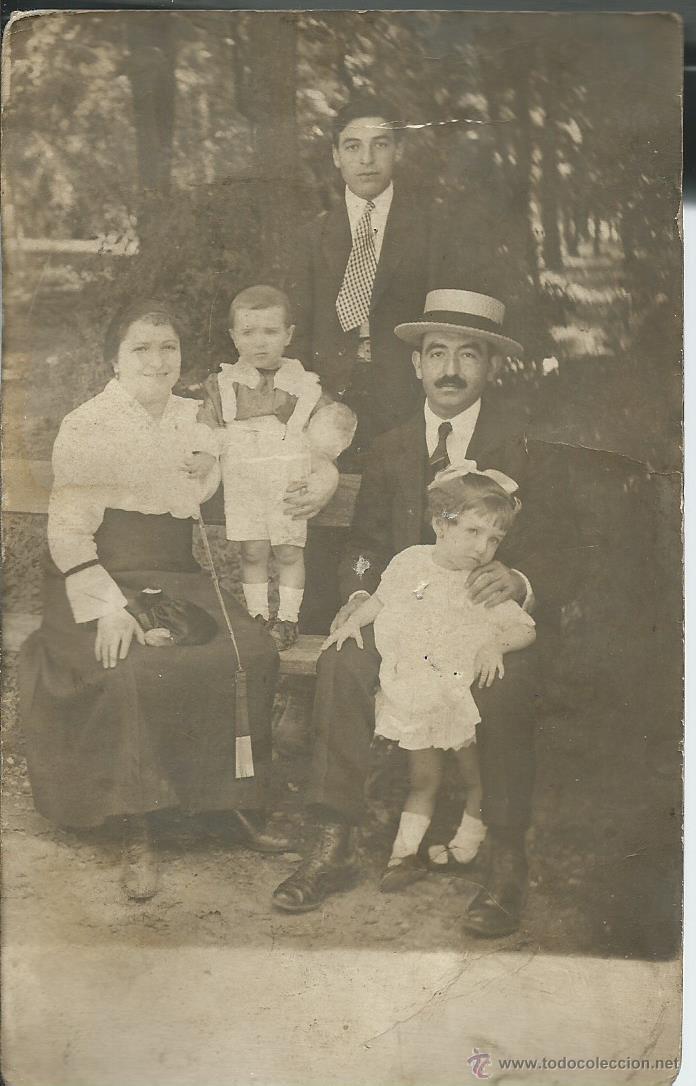 Photographie ancienne: FOTOGRAFIA POSTAL ANTIGUA DE UNA FAMILIA