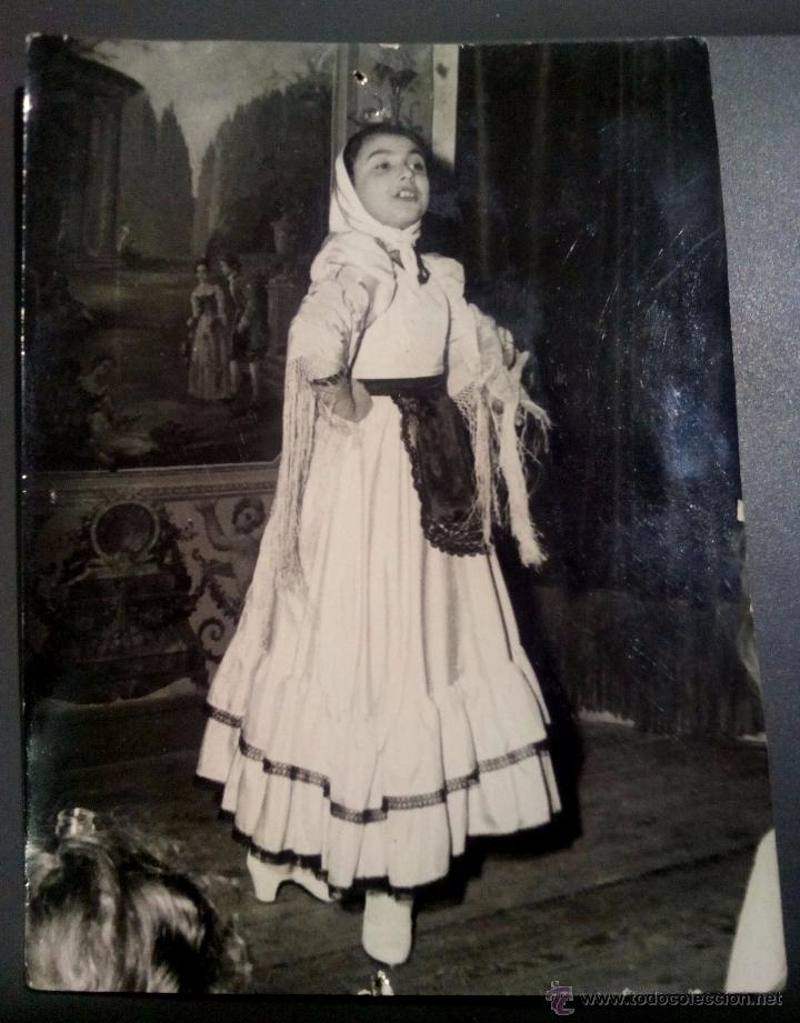 Fotograf&iacute;a antigua: FOTOGRAF&Iacute;A ANTIGUA DE NI&Ntilde;A CON TRAJE T&Iacute;PICO