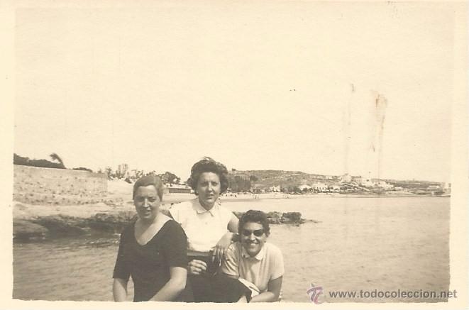 Alte Fotografie: ** M661 - FOTOGRAFIA - TRES AMIGAS JUNTO AL MAR