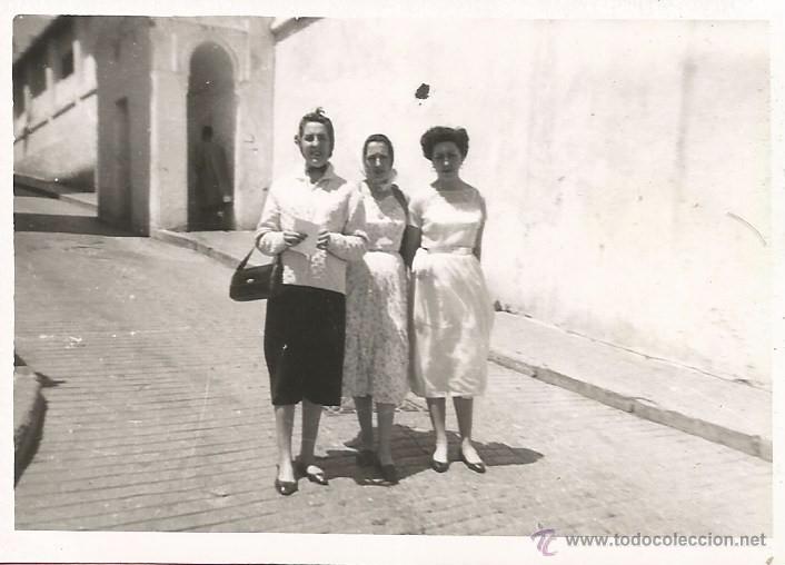 Antique Photography: ** M684 - FOTOGRAFIA - TRES AMIGAS DE PASEO