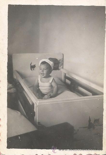 Antique Photography: ** M691 - FOTOGRAFIA - PRECIOSO BEBE EN SU CUNITA