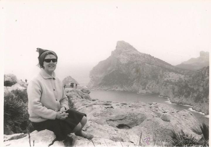 Alte Fotografie: ** M850 - FOTOGRAFIA - SE&Ntilde;ORA EN FORMENTOR - MIRADOR