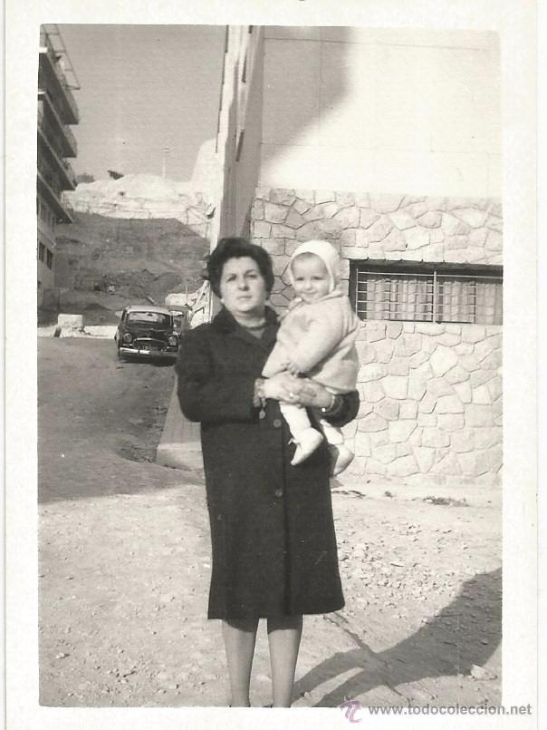 Alte Fotografie: :::: R26 - FOTOGRAFIA - SE&Ntilde;ORA CON BEB&Eacute; EN BRAZOS