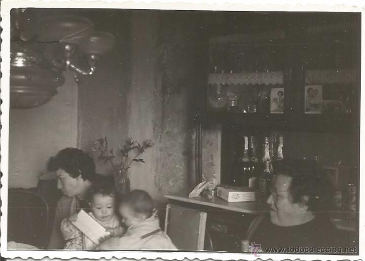Alte Fotografie: ** R84 - FOTOGRAFIA - DOS SE&Ntilde;ORAS CON DOS NI&Ntilde;ITOS - RF. 1508