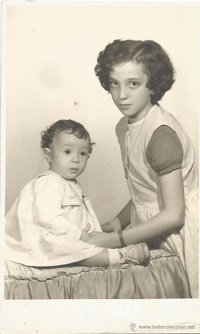Alte Fotografie: :::: PV70- FOTOGRAFIA - JOVENCITA CON SU HERMANITA