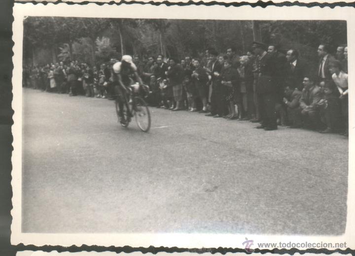 Fotograf&iacute;a antigua: VUELTA CICLISTA