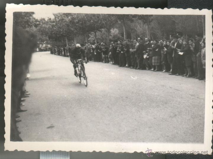 Fotograf&iacute;a antigua: VUELTA CICLISTA