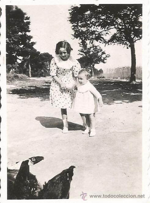 Antique Photography: :::: M214 - FOTOGRAFIA - JOVENCITA CON NI&Ntilde;A DE LA MANO