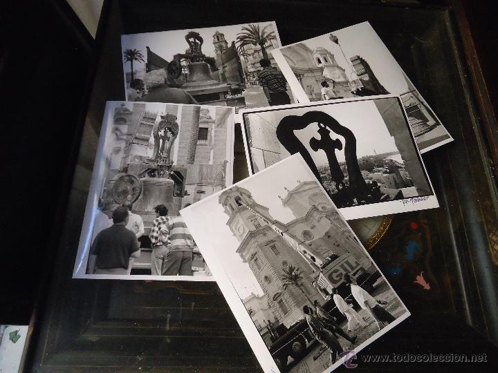 Fotograf&iacute;a antigua: 5 GRANDES ANTIGUAS FOTOGRAFIAS CADIZ CATEDRAL EXTRACCION DE LA CAMPANA  LISTA PARA SEMANA SANTA