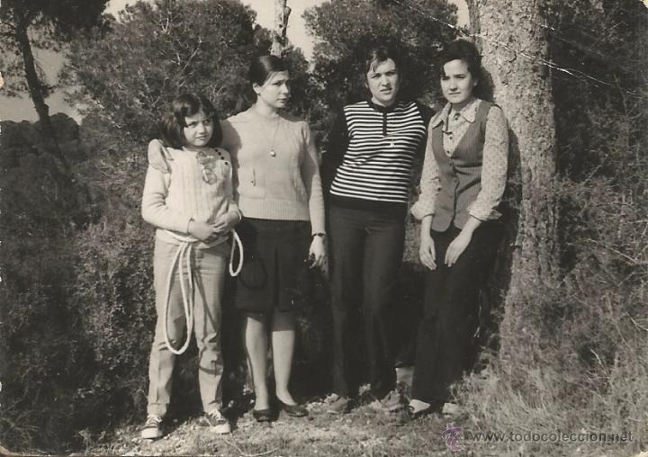 Alte Fotografie: ** E729 - FOTOGRAFIA - AMIGAS EN EL MONTE