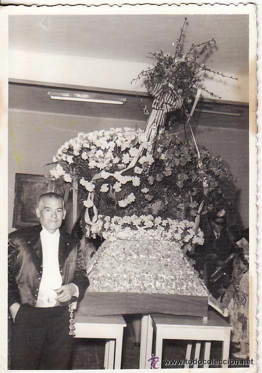 Alte Fotografie: *** H503 - FOTOGRAFIA - FALLERO EN LA OFRENDA DE FLORES