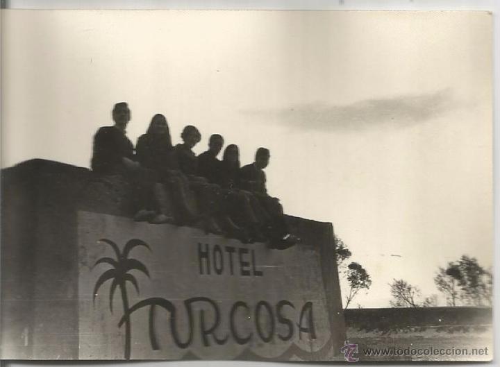 Antique Photography: :::: H332 - FOTOGRAFIA - GRUPO DE AMIGOS EN EL HOTEL TURCOSA