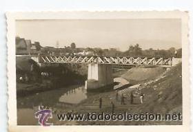 Fotograf&iacute;a antigua: :::: FP17 - FOTOGRAFIA PEQUE&Ntilde;O FORMATO - PAISAJE - PUENTE CON TRABAJADORES AL FONDO
