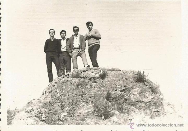 Fotograf&iacute;a antigua: ** H462 - FOTOGRAFIA - CUATRO AMIGOS EN EL MONTE