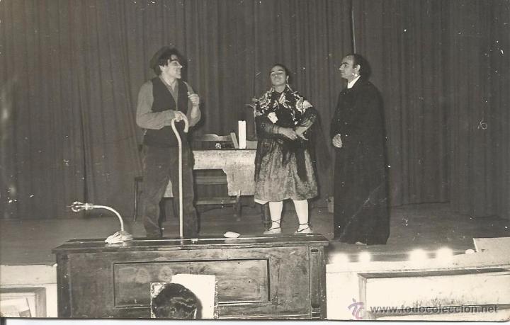 Fotograf&iacute;a antigua: *** H525 - FOTOGRAFIA - TRES ACTORES EN UNA REPRESENTACION TEATRAL