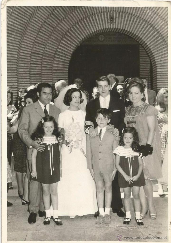 Alte Fotografie: ** KK122 - FOTOGRAFIA - PAREJA DE NOVIOS CON SUS FAMILIARES