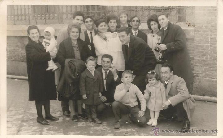 Fotografia antica: *** Z517 - FOTOGRAFIA - GRUPO DE AMIGOS EN UN BAUTIZO