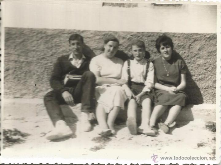 Fotografia antica: ** J80 - FOTOGRAFIA - GRUPO DE AMIGOS