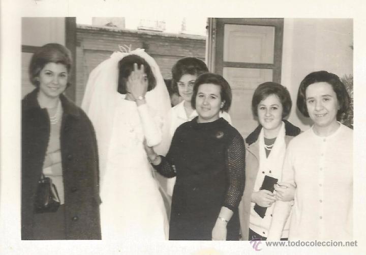 Alte Fotografie: ** J157 - FOTOGRAFIA - NOVIA CON SUS AMIGAS