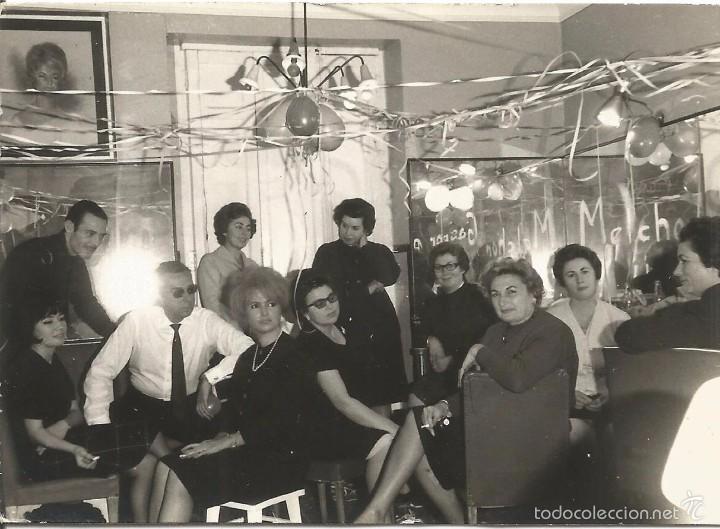 Fotografia antica: **J742 - FOTOGRAFIA - GRUPO DE AMIGOS EN UNA FIESTA