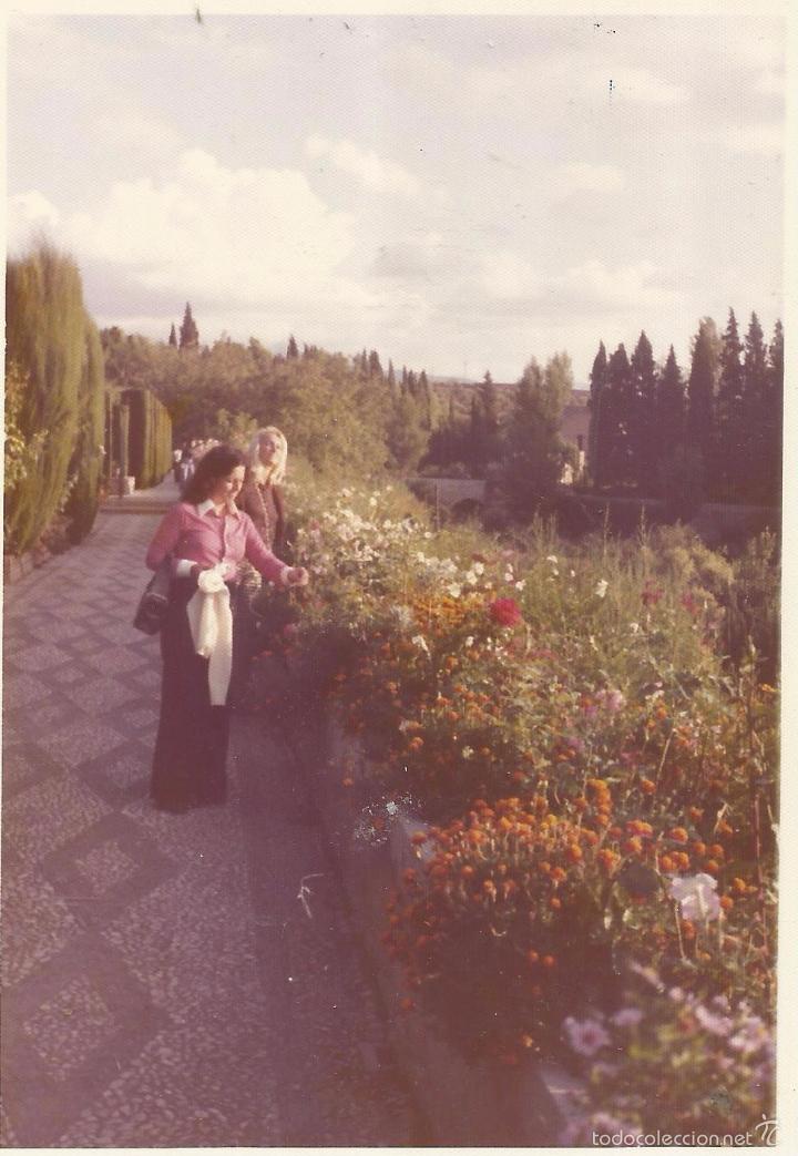 Alte Fotografie: *** QZ135 - FOTOGRAFIA - AMIGAS EN EL GENERALIFE