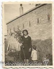 Fotografia antica: ** D11 - 43 - FOTOGRAFIA PEQUE&Ntilde;O FORMATO - SE&Ntilde;ORA CON SU NI&Ntilde;A - 5,8 X 4,5 CM.