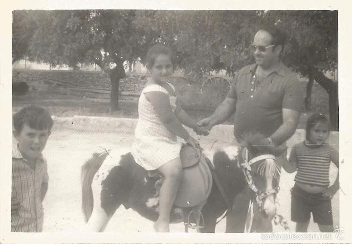 Fotografia antica: *** T52 - FOTOGRAFIA - JOVENCITA MONTADA EN UN PONY