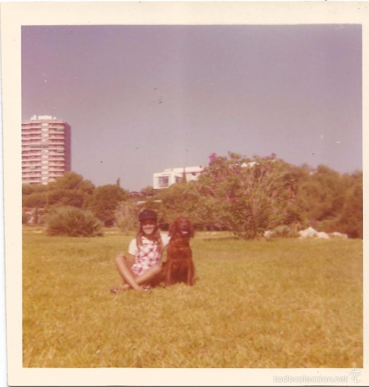Alte Fotografie: ** J642 - FOTOGRAFIA - JOVENCITA CON SU PERRO