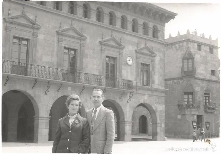 Fotografia antica: ** T687 - FOTOGRAFIA - PAREJA EN EL PUEBLO ESPA&Ntilde;OL DE BARCELONA