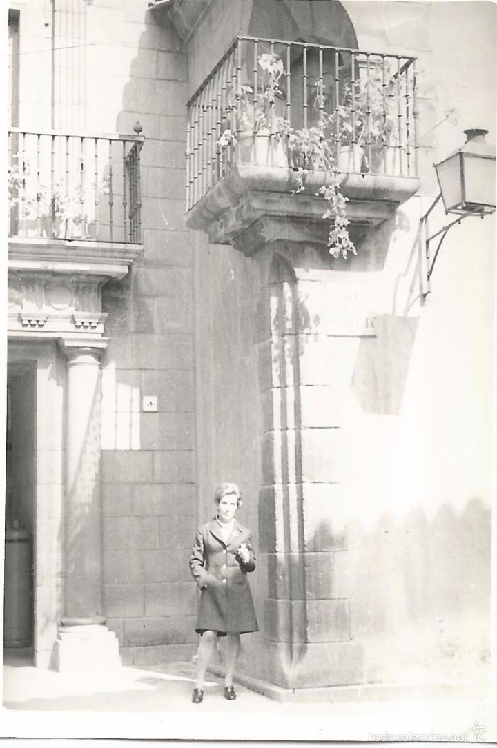 Fotografia antica: ** T691 - FOTOGRAFIA - SE&Ntilde;ORA EN BONITO PAISAJE