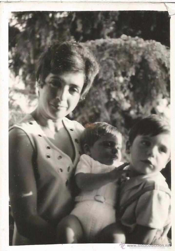 Antique Photography: ** S5782 - FOTOGRAFIA - SE&Ntilde;ORA CON DOS NI&Ntilde;ITOS