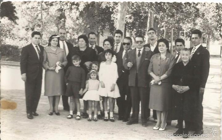 Antique Photography: :::: LC144 - FOTOGRAFIA - GRUPO DE AMIGOS - PUERTO DE SAGUNTO 1959