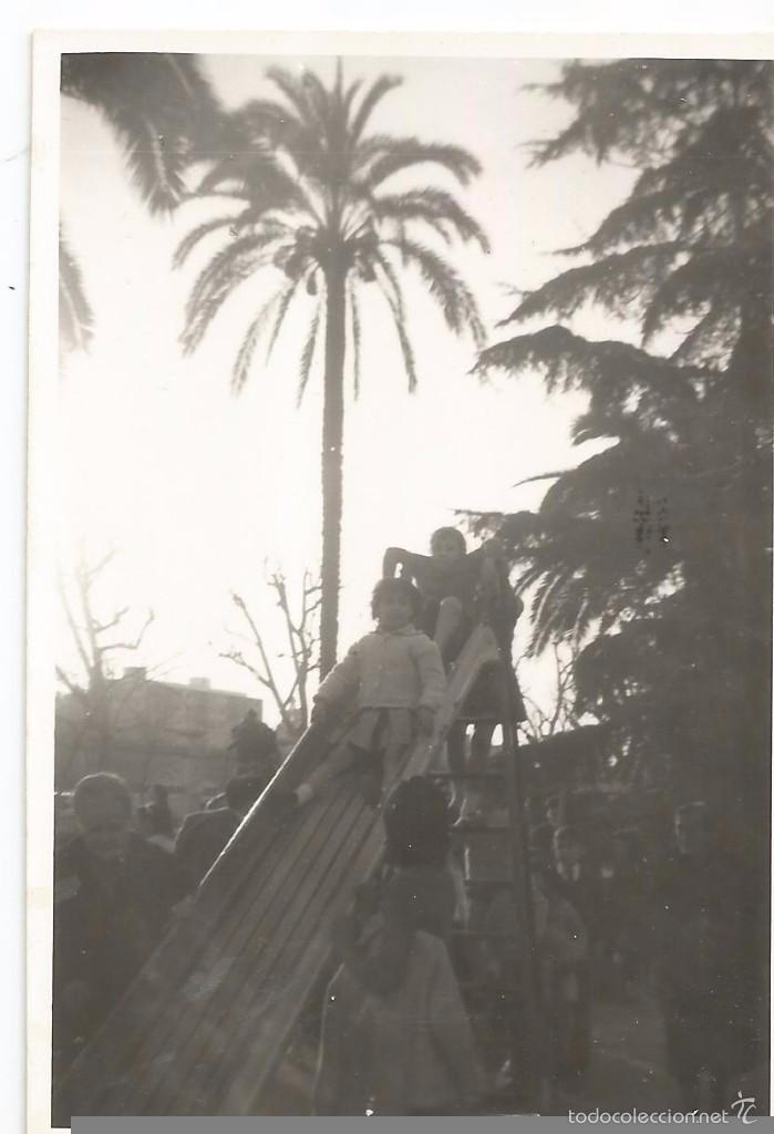 Fotografia antiga: *** M227 - FOTOGRAFIA - NI&Ntilde;OS EN UN TOBOG&Aacute;N