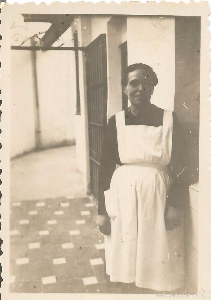 Fotografia antiga: ** S531 - FOTOGRAFIA - SE&Ntilde;ORA CON DELANTAL