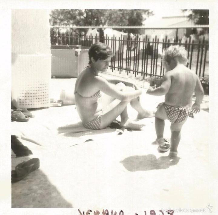 Fotografia antiga: :::: S415 - FOTOGRAFIA - SE&Ntilde;ORA CON SU NI&Ntilde;ITA