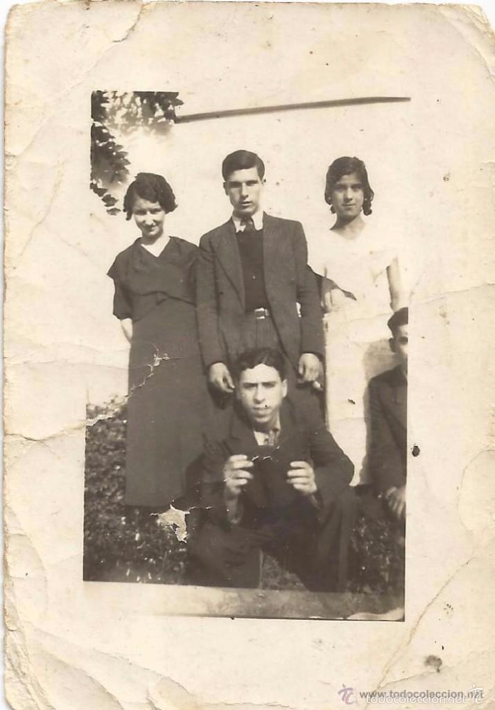 Fotografia antiga: ** S537 - FOTOGRAFIA - CUATRO JOVENES AMIGOS