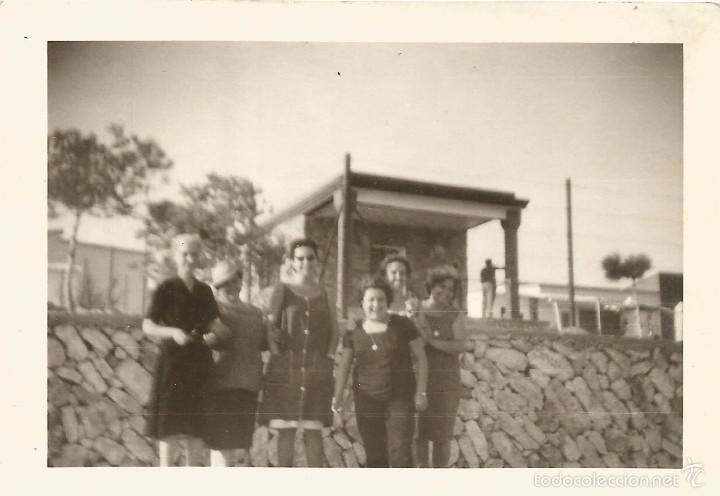 Fotografia antiga: ** SS56 - FOTOGRAFIA - GRUPO DE AMIGAS