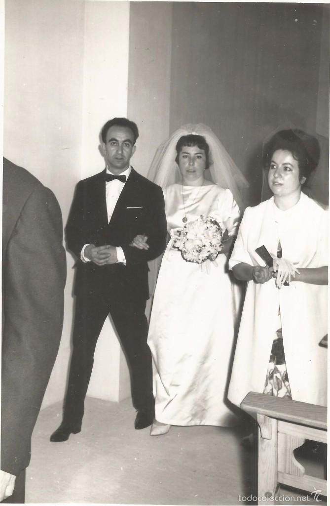 Fotografia antiga: :::: P95 - FOTOGRAFIA - PAREJA DE NOVIOS - 18 X 12 CM.