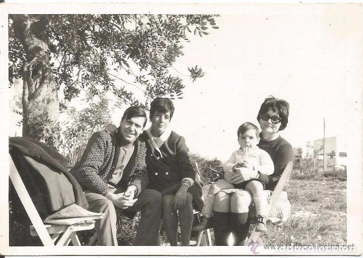 Fotograf&iacute;a antigua: ** SS708 - FOTOGRAFIA - GRUPO DE AMIGOS EN EL CAMPO - RF.C00
