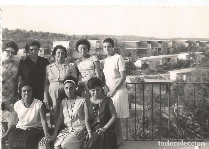 Fotograf&iacute;a antigua: ** SS699 - FOTOGRAFIA - GRUPO DE AMIGAS - RF.C75