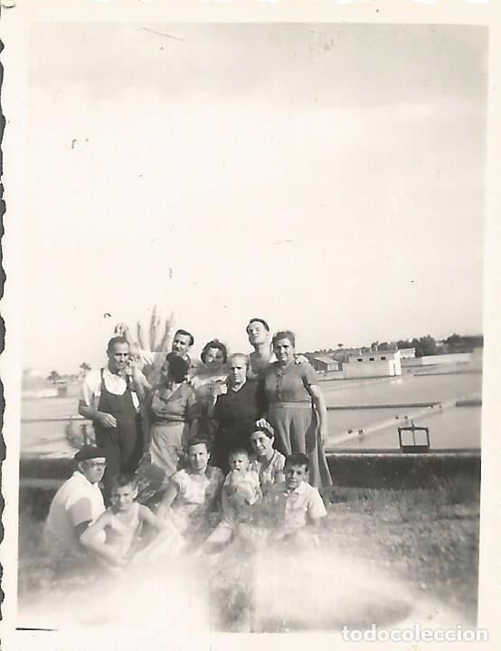 Fotograf&iacute;a antigua: ** FP313 - FOTOGRAFIA PEQUE&Ntilde;O FORMATO - GRUPO DE AMIGOS - 6 X 4,5  CM. - RF.C75