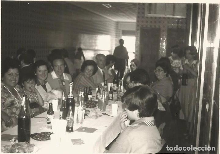 Fotograf&iacute;a antigua: ** SS848 - FOTOGRAFIA - AMIGOS EN UN BANQUETE - RF.C75
