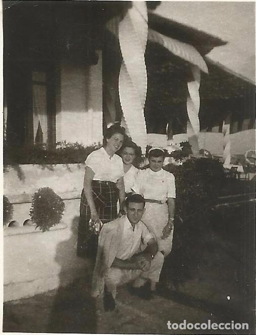 Fotograf&iacute;a antigua: ** FP318 - FOTOGRAFIA PEQUE&Ntilde;O FORMATO - GRUPO DE AMIGOS - 6 X 4,5 CM. - RF.C75