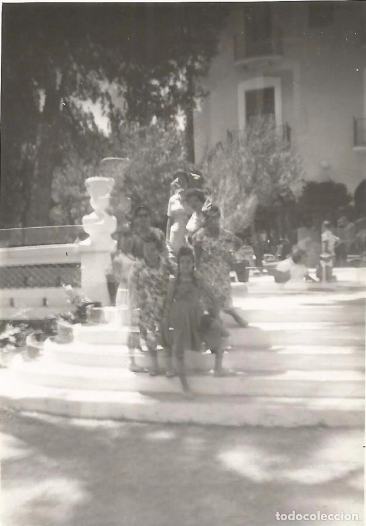 Fotograf&iacute;a antigua: ** SS900 - FOTOGRAFIA - GRUPO DE AMIGAS - RF.C75