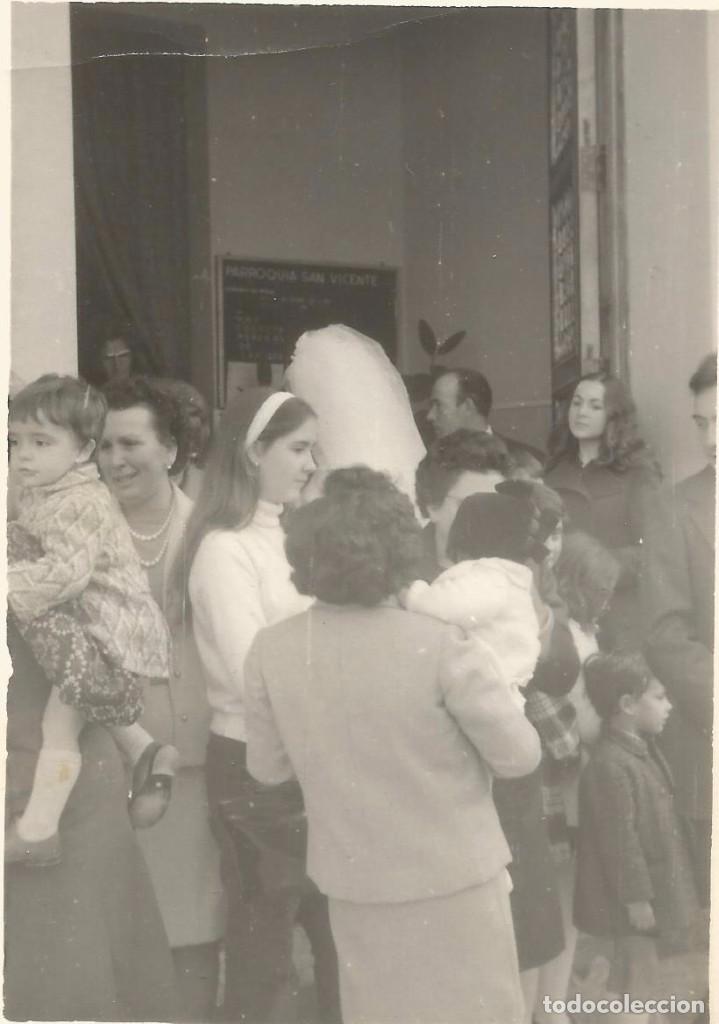 Fotograf&iacute;a antigua: ** SS905 - FOTOGRAFIA - GRUPO DE GENTE EN UNA BODA - RF.C75