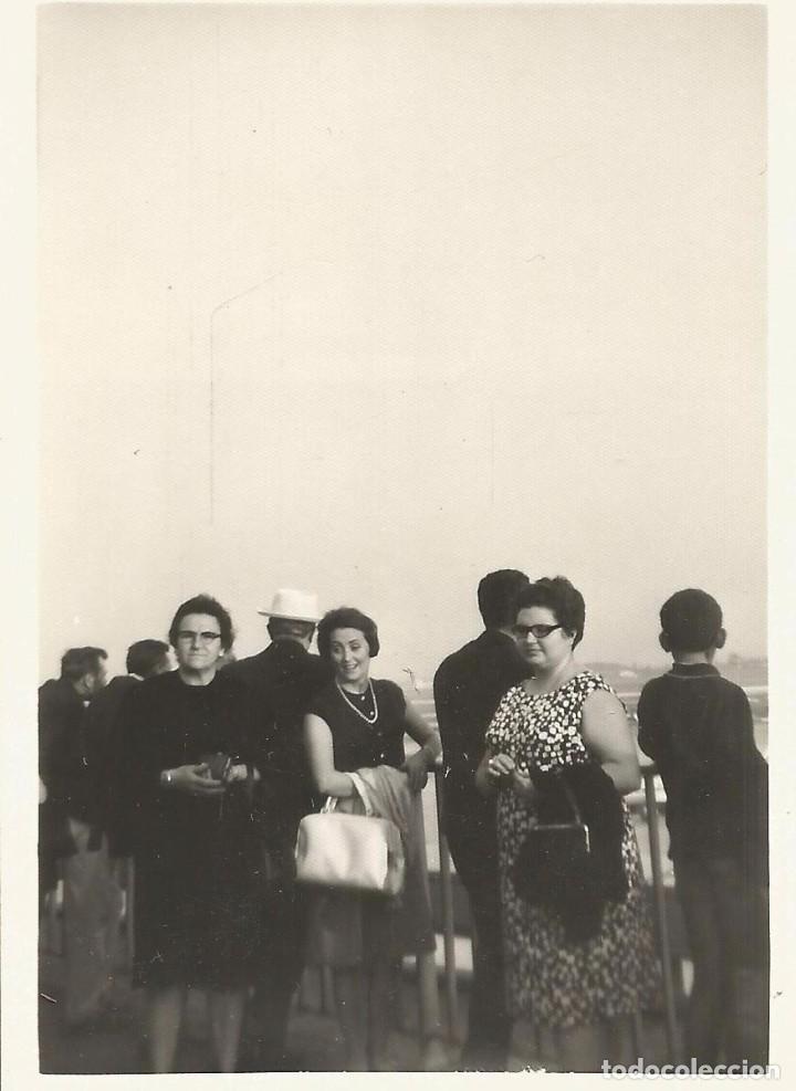 Fotograf&iacute;a antigua: ** SS949 - FOTOGRAFIA - GRUPO DE AMIGAS - RF.C75