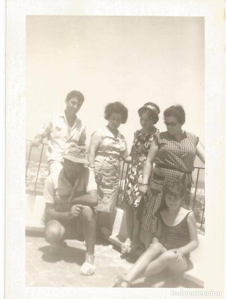 Fotograf&iacute;a antigua: ** A403 - FOTOGRAFIA - GRUPO DE AMIGOS - RF. C75