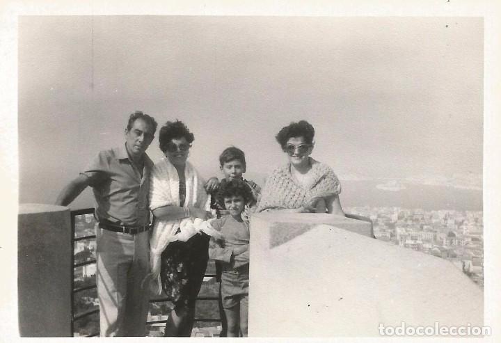Fotografia antica: ** A478 - FOTOGRAFIA - AMIGOS EN UNA TERRAZA - RF. C75